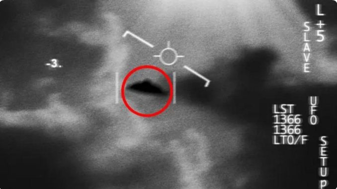 UFOs seen from the Apollo spacecraft