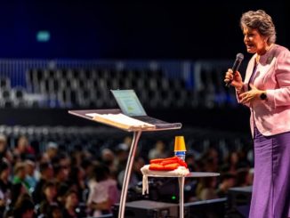 Rev Dr Suzette Hattingh